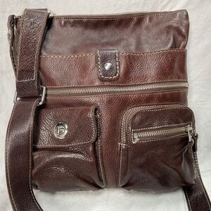 Classic Brown Leather Roots Venetian Village Crossbody